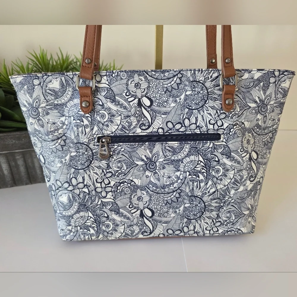 Sakroots metro tote